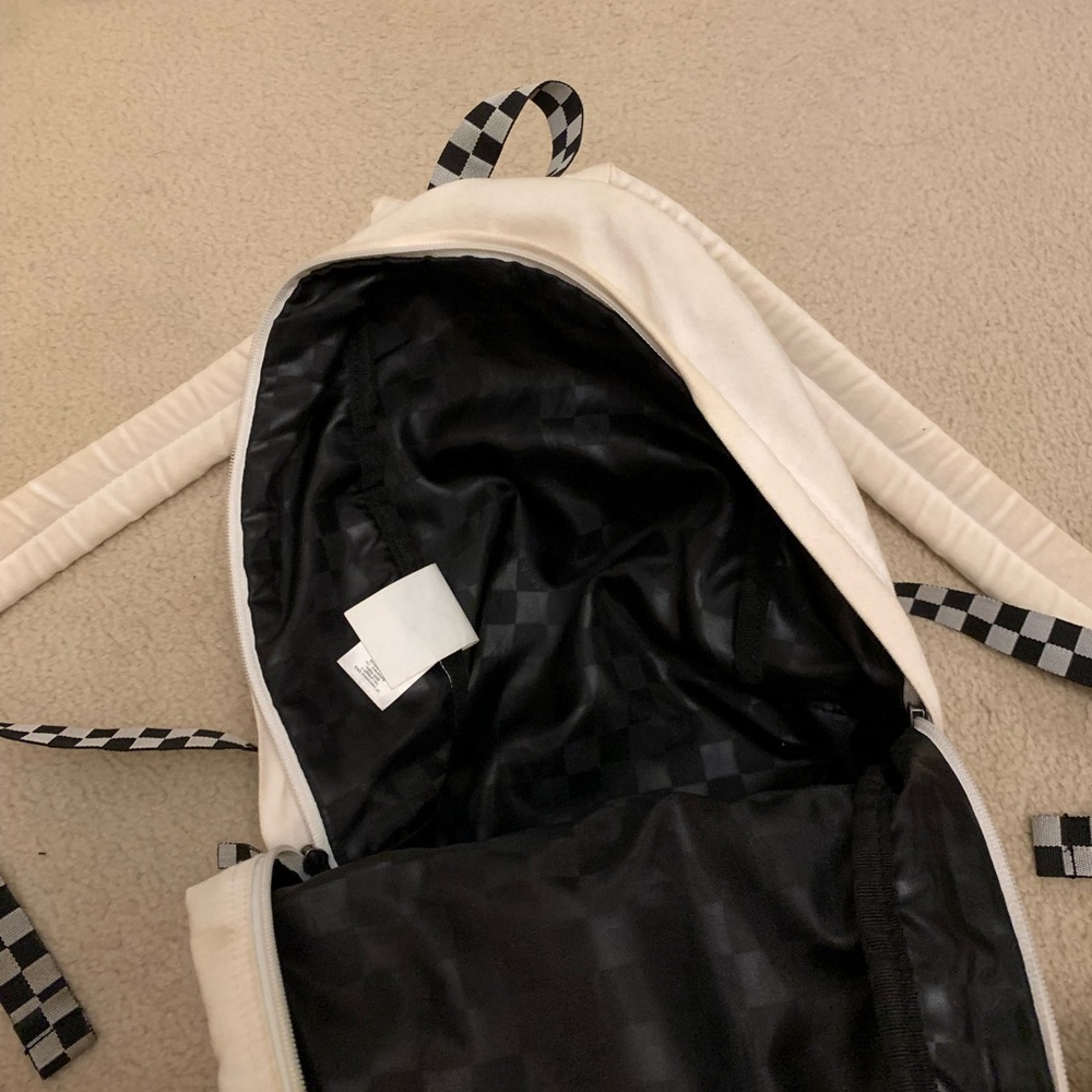 Vans Backpack - Picture 3 of 3